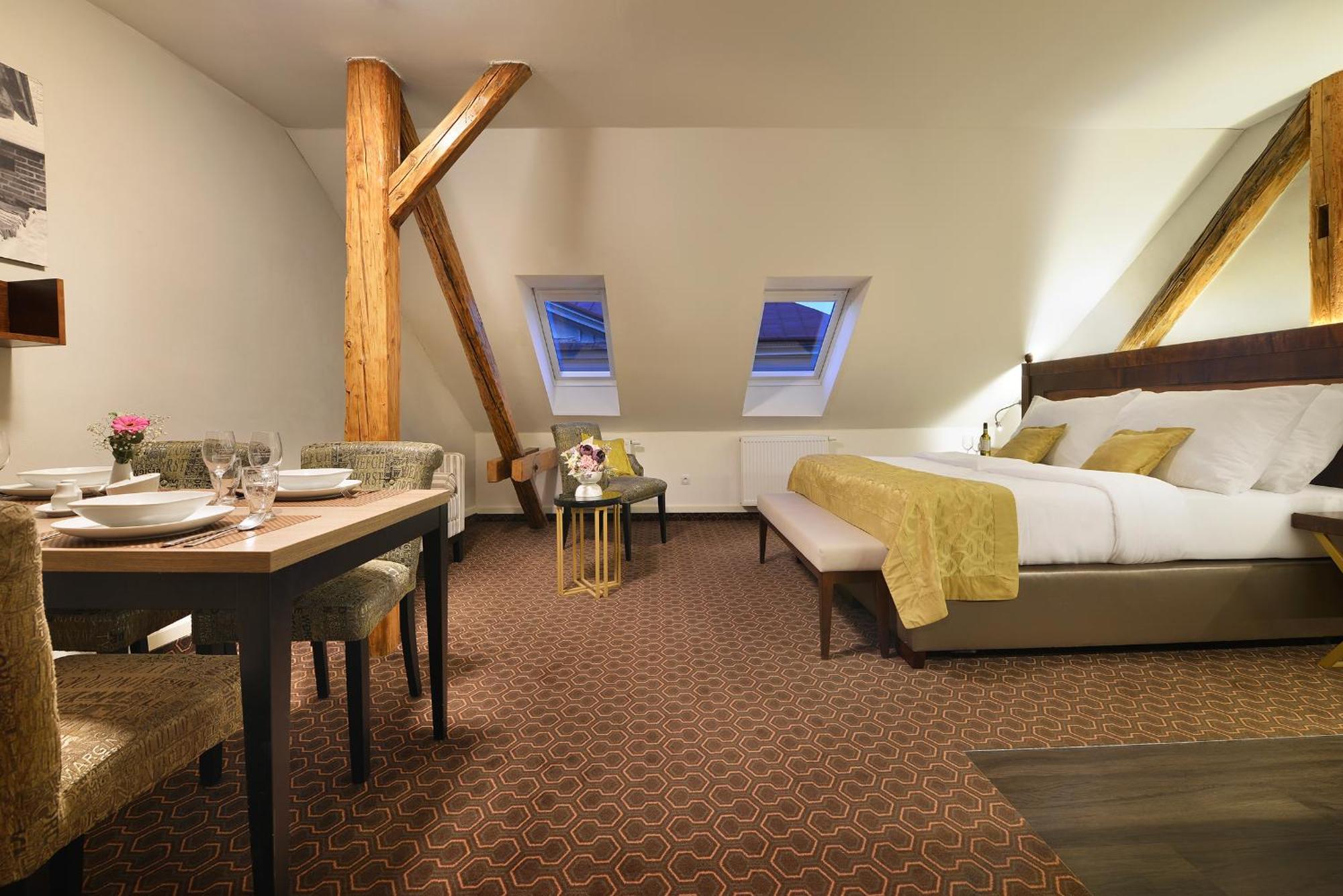 Vysocina Design Apartments 赫林斯科 外观 照片